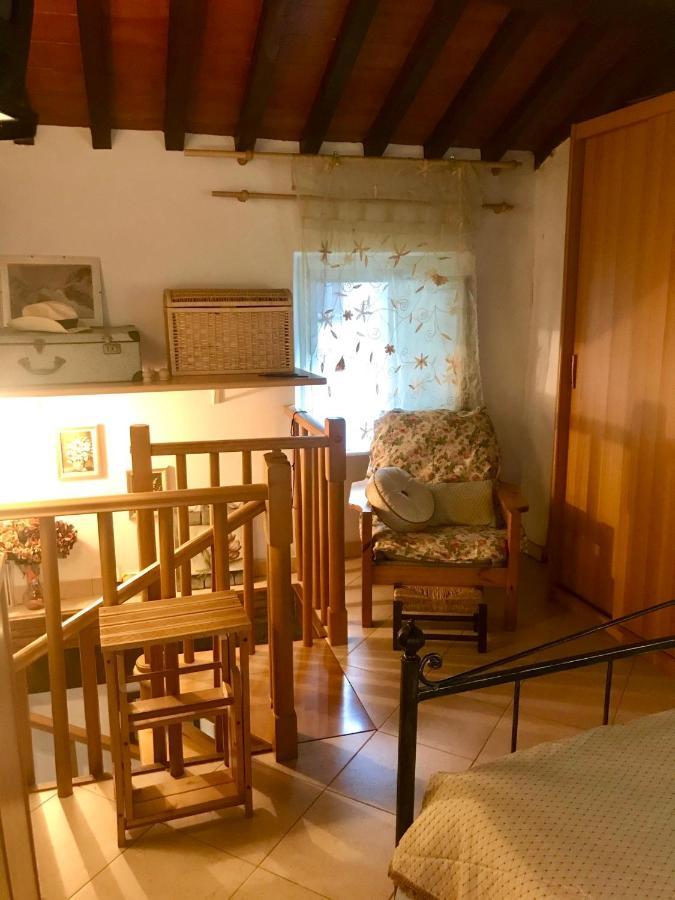 Il Priorato Bed & Breakfast Pescia Exterior photo
