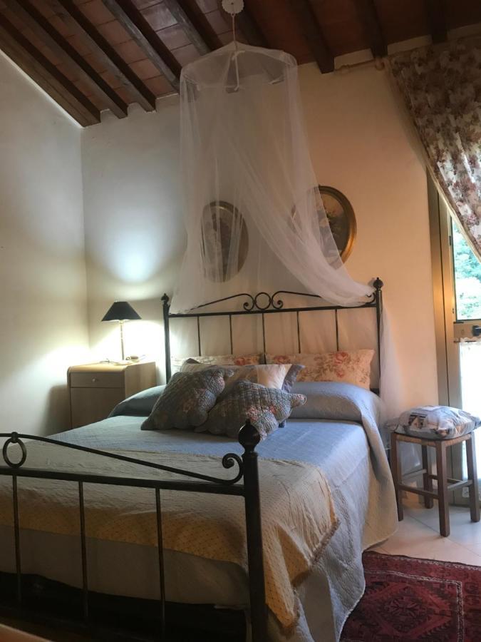 Il Priorato Bed & Breakfast Pescia Exterior photo