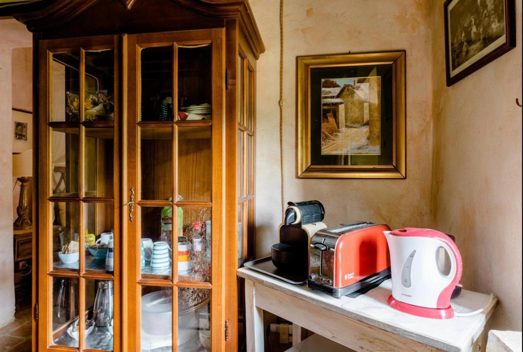 Il Priorato Bed & Breakfast Pescia Exterior photo