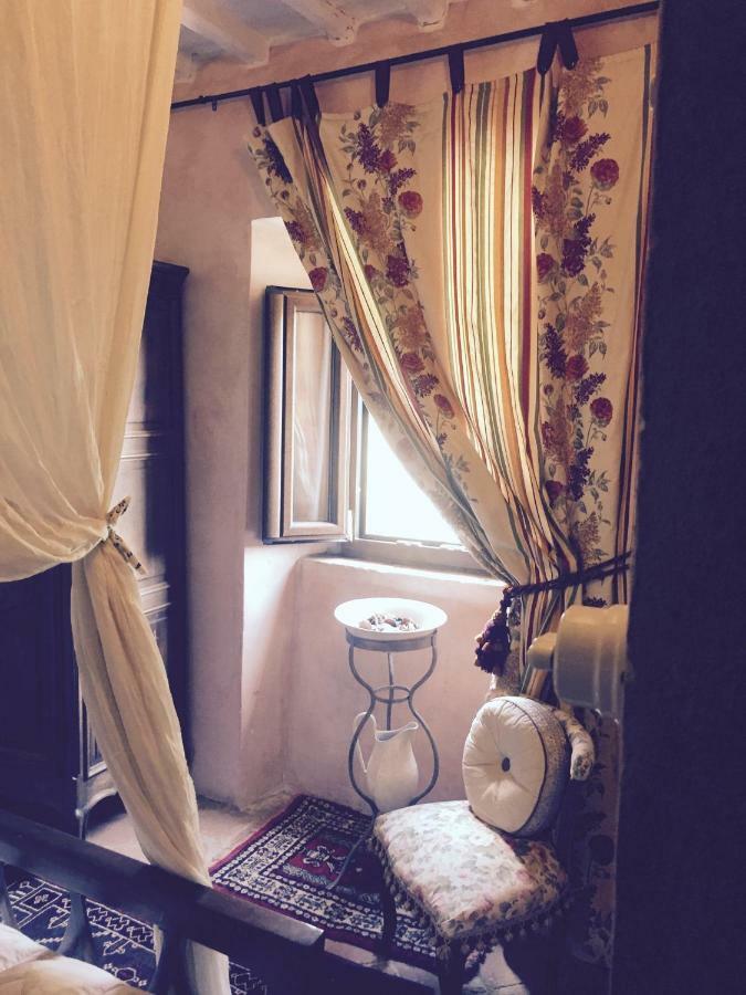 Il Priorato Bed & Breakfast Pescia Exterior photo